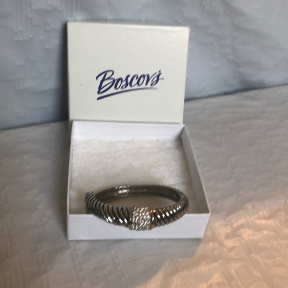 Rhinestone pave & coiled pewter vintage bracelet - Picture 3 of 8